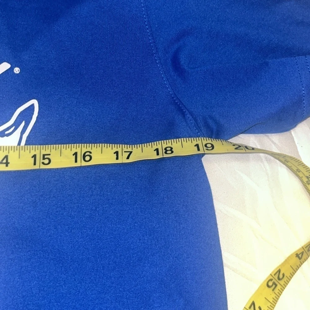Nike women’s University of Kentucky Softball Blue T-Shirt size Large